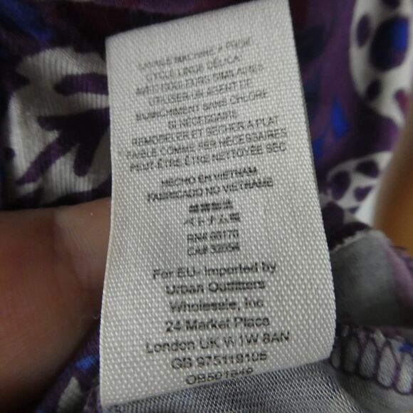 Free People Hollywood Top Deep V Neck Button Front Floral Boho Purple Small - Picture 7 of 8